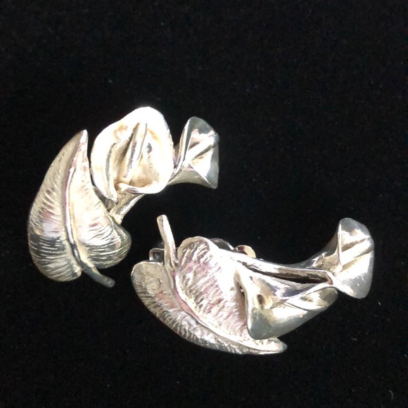 Vintage Jewelry - Vtg Art Nouveau Sterling Silver Clip-On Earrings